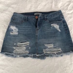 Denim ripped skirt